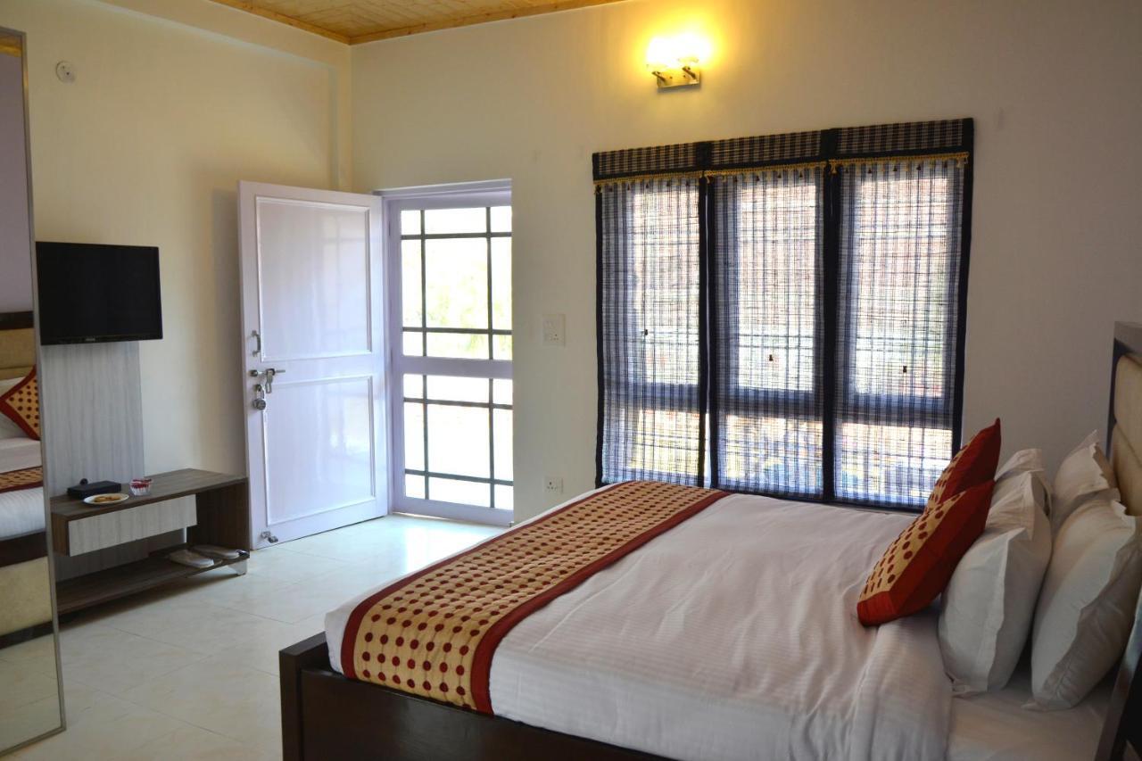 Four Banyans Spirit & Nature Resort Rāipur Exterior foto